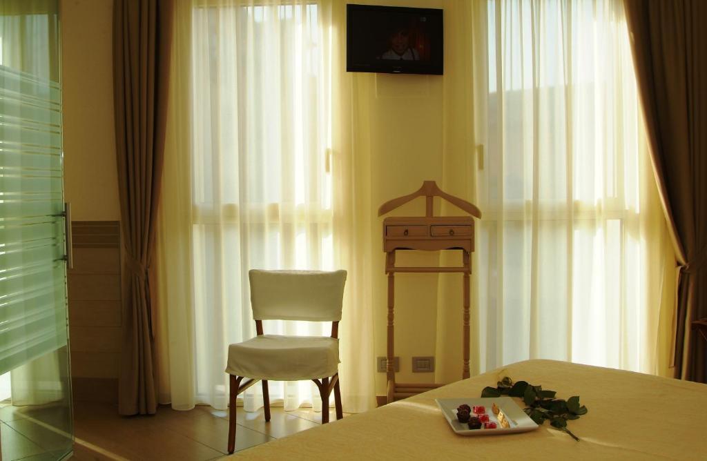 Hotel Piccolo Principe Villongo SantʼAlessandro エクステリア 写真